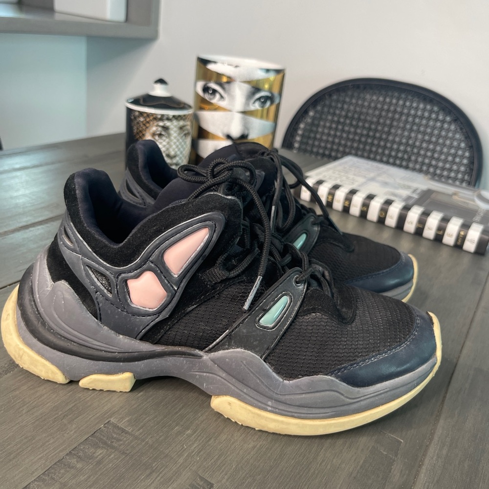 Zara Sneakers